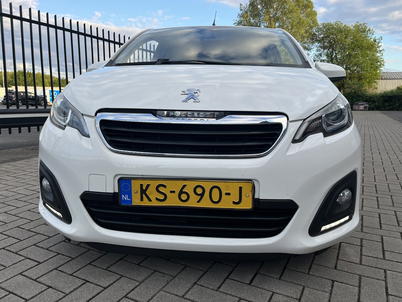 Peugeot 108 1.0 e-VTi Active foto 2