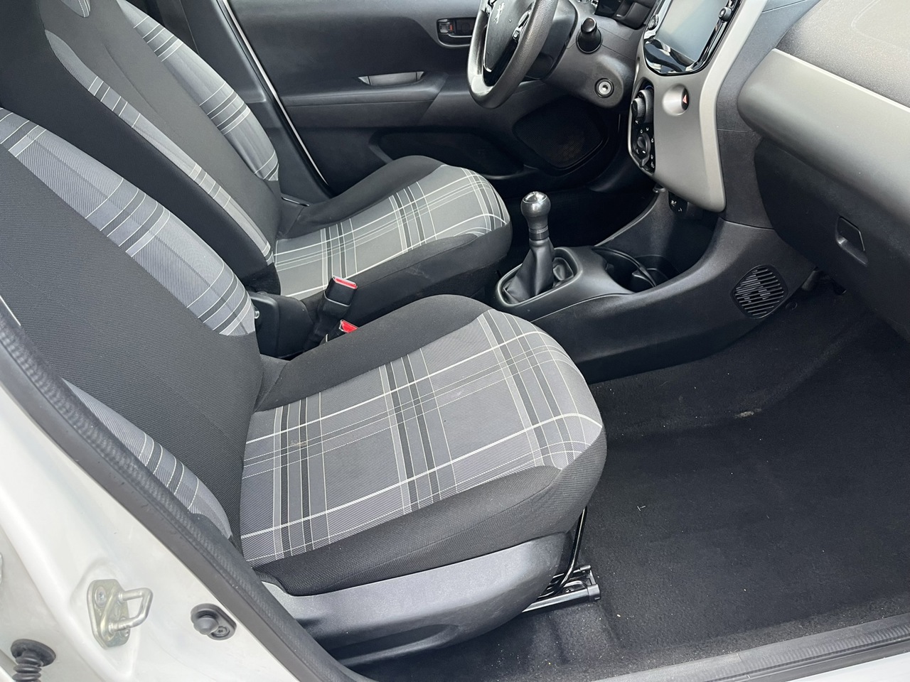 Peugeot 108 1.0 e-VTi Active foto 18