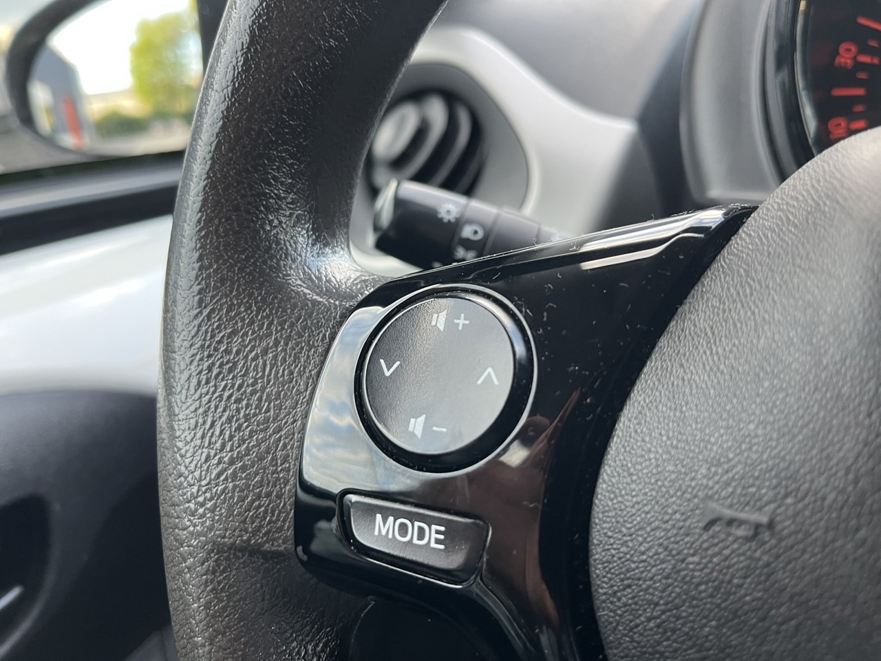 Peugeot 108 1.0 e-VTi Active foto 23