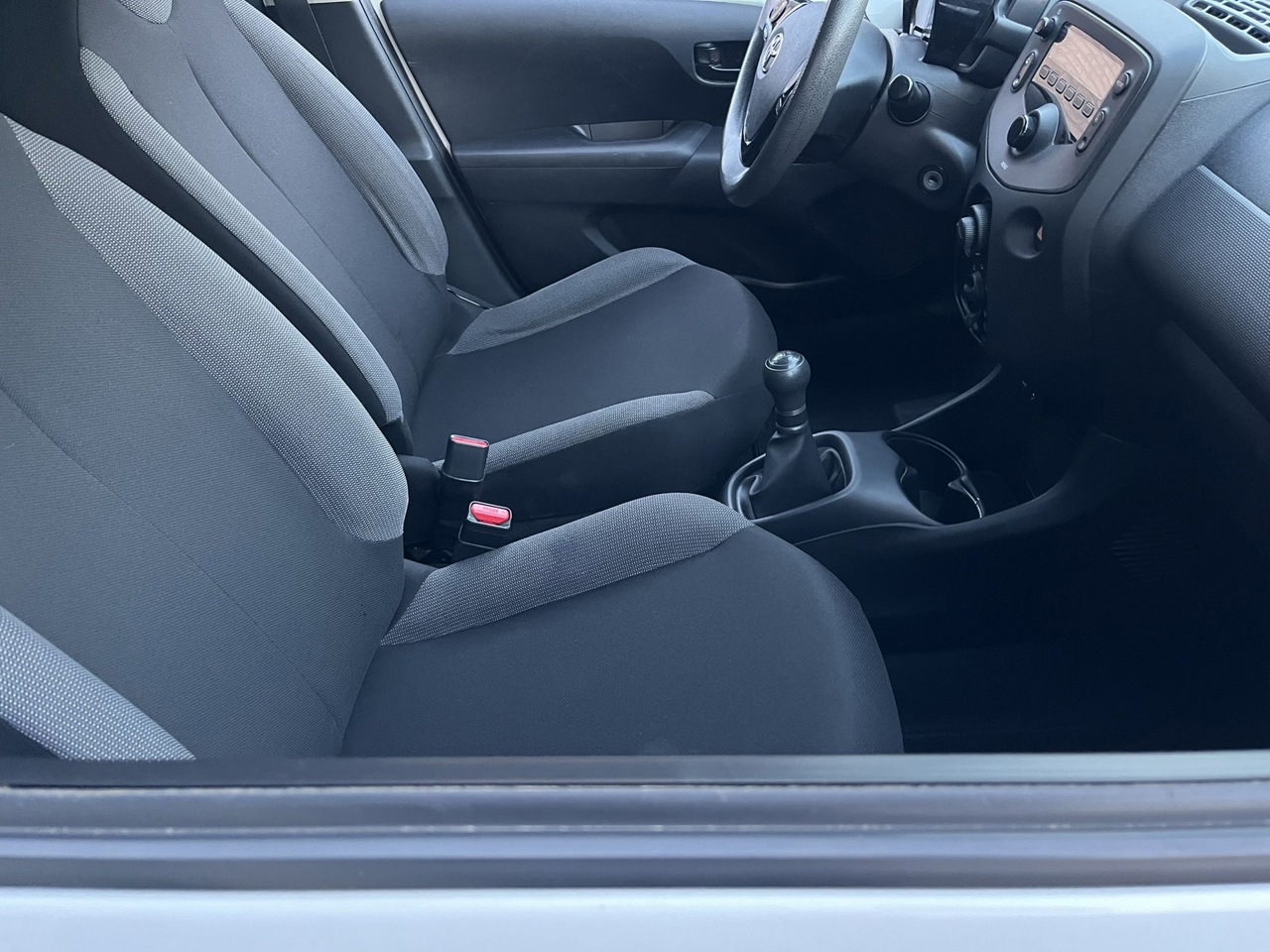 Toyota Aygo 1.0 VVT-i x Airco Xenon Blue NIEUWE KOPPELING foto 8