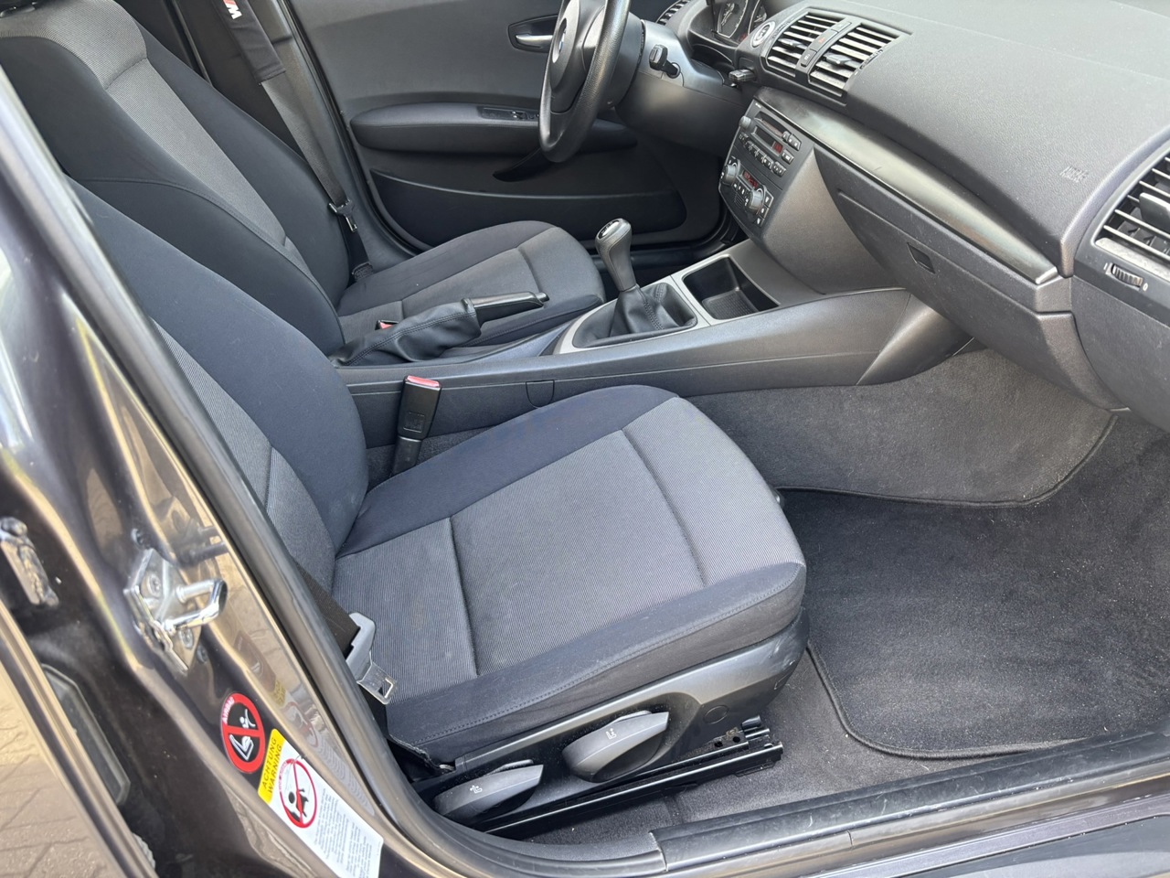 BMW 1-serie 116i Executive Rijd super! Motorisch top! foto 14