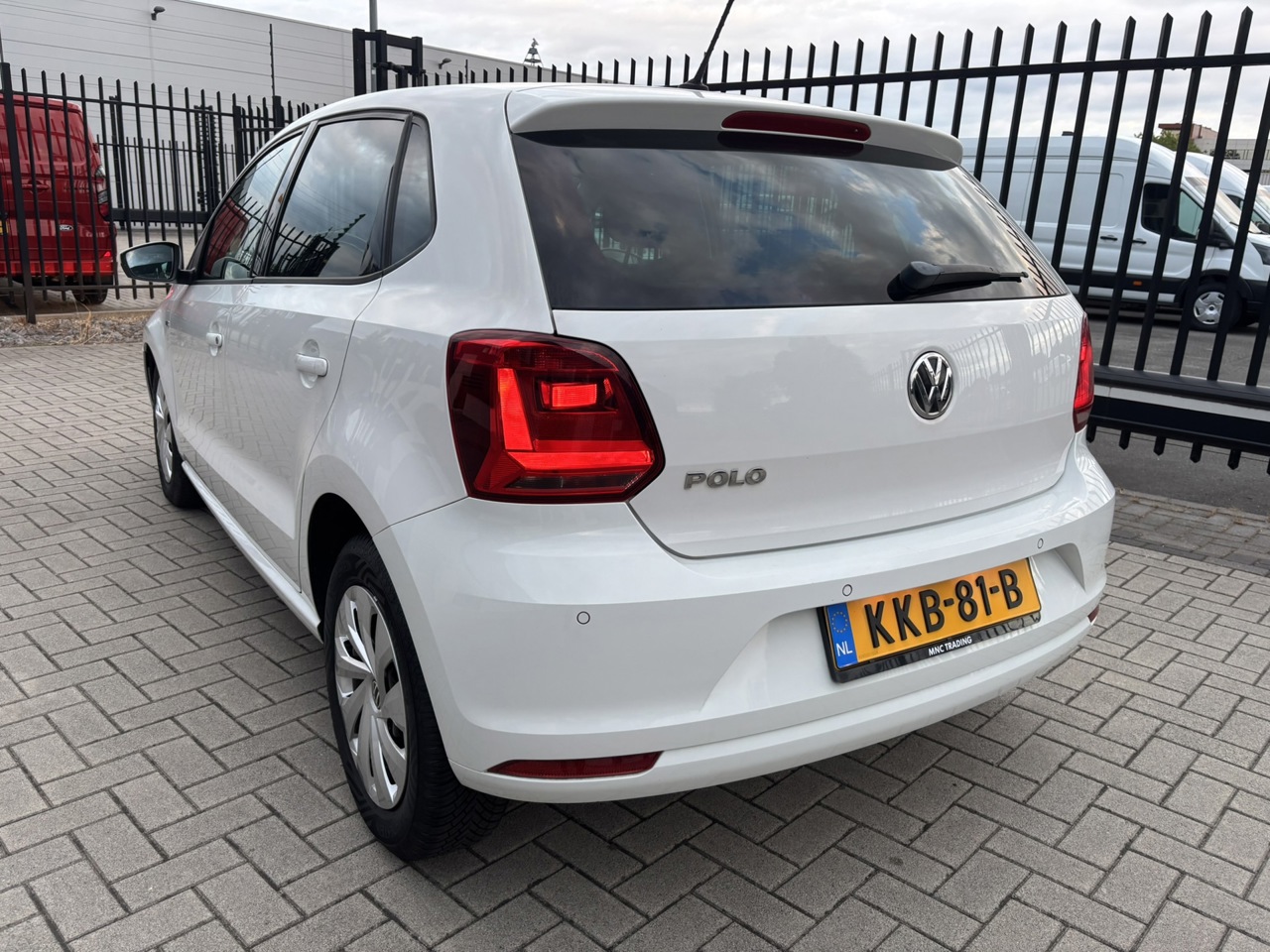 Volkswagen Polo 1.0 Highline / LOUNGE Vol Opties / Rijd perfect foto 5