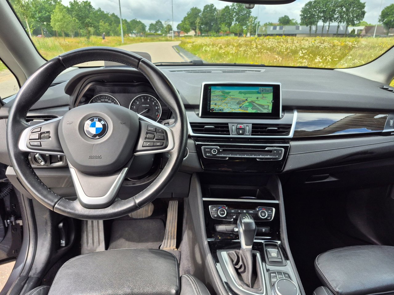 BMW 2-serie Active Tourer 218i Centennial High Executive Dealer Onderhouden foto 8