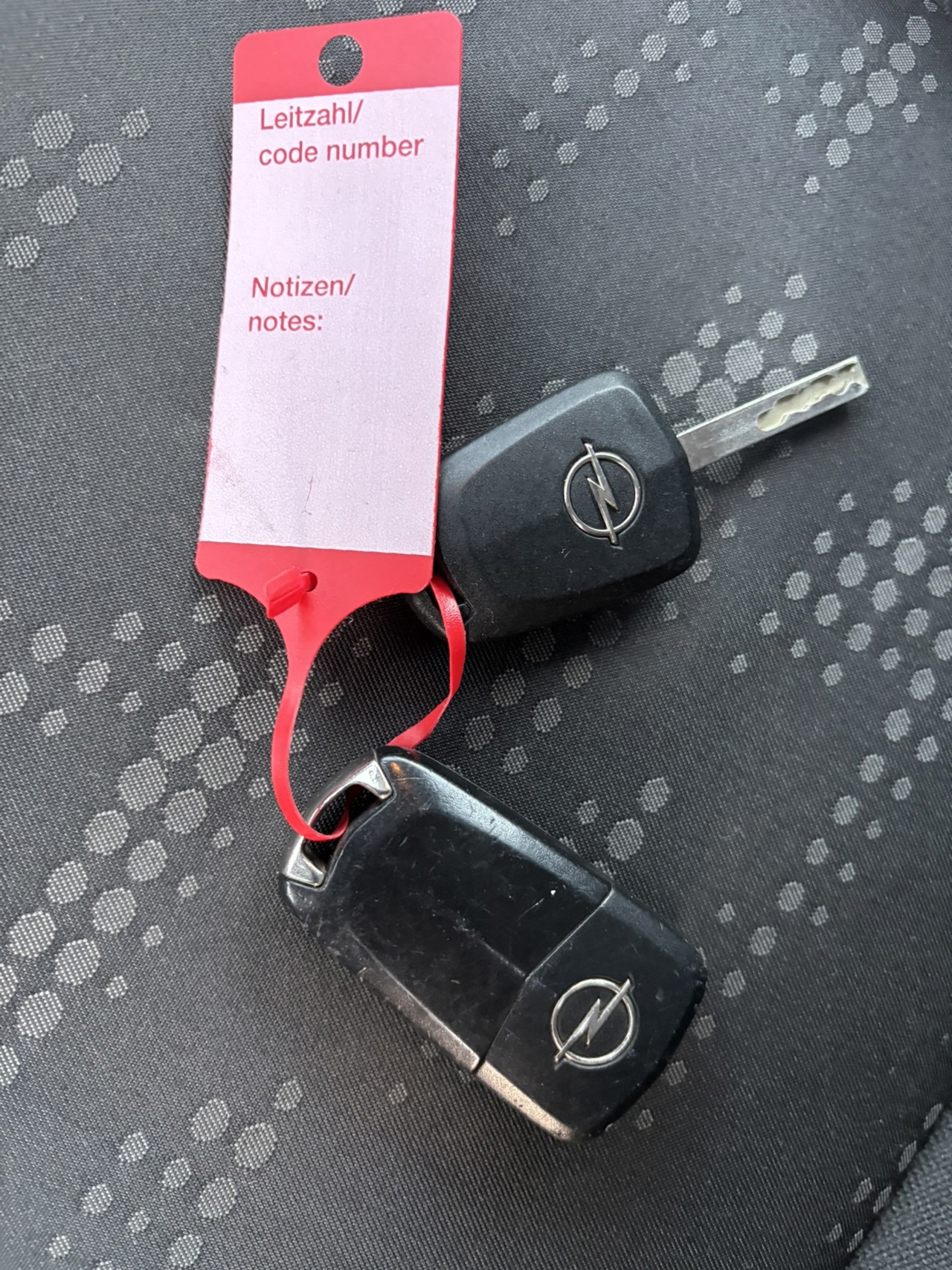 Opel Corsa 1.4-16V Vol opties / Rijd perfect APK nieuw foto 22